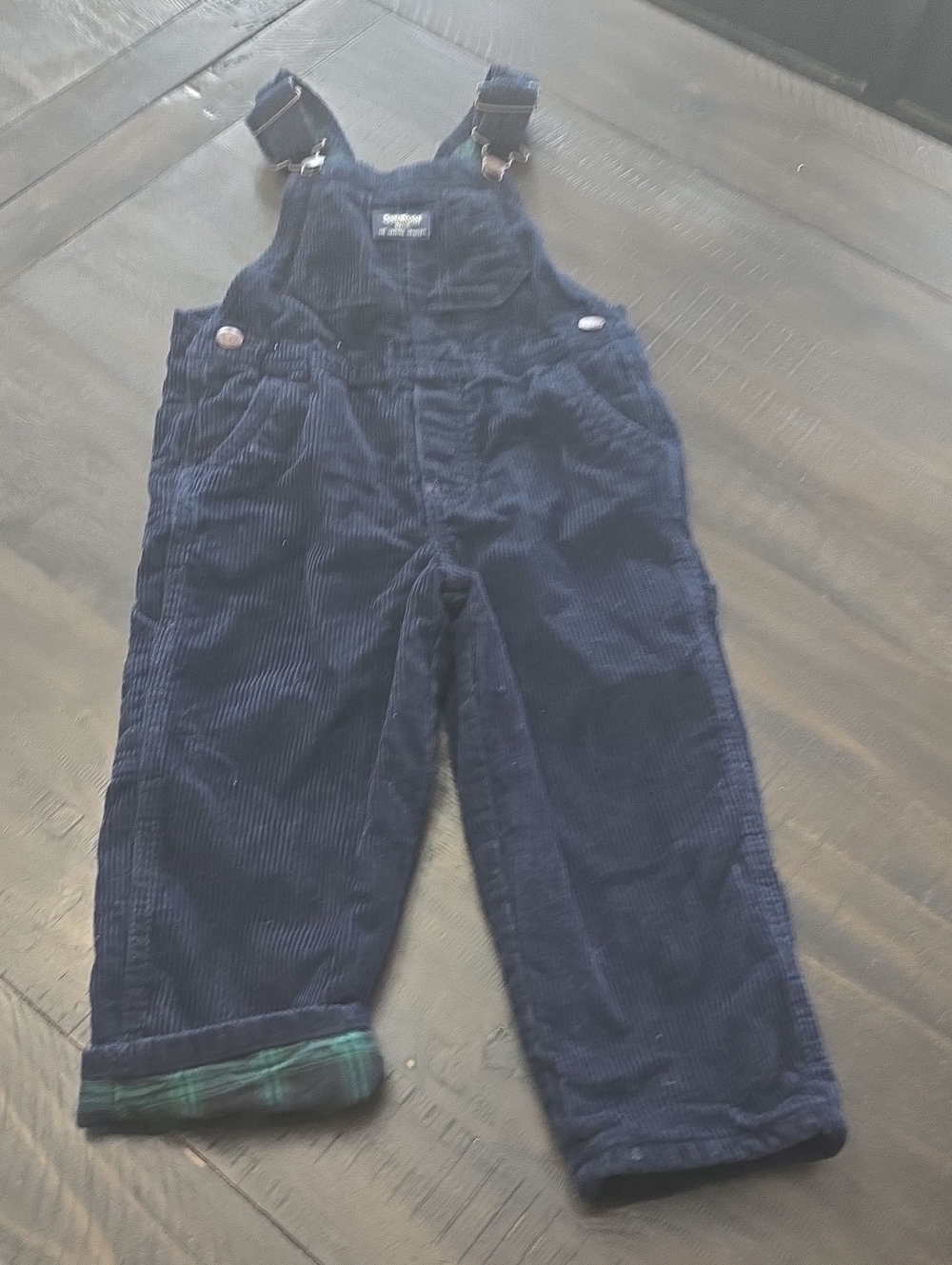 Boys Oshkosh Cord/lined Overalls. 4t. Used.